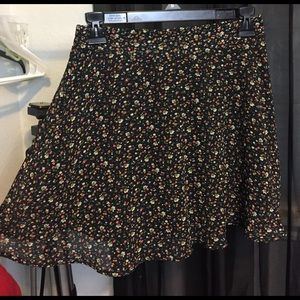 FOREVER 21 FLORAL SKIRT