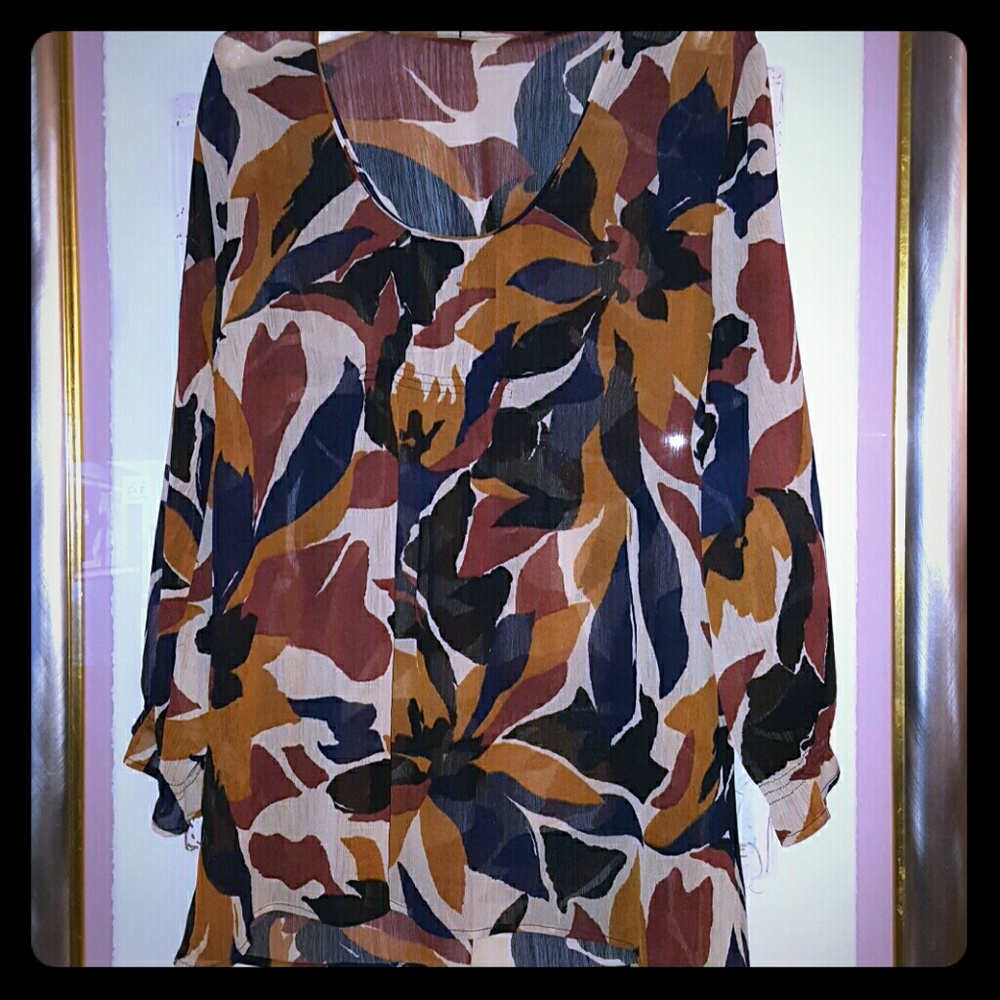 CAROLINE COLLECTION PATTERN TOP!