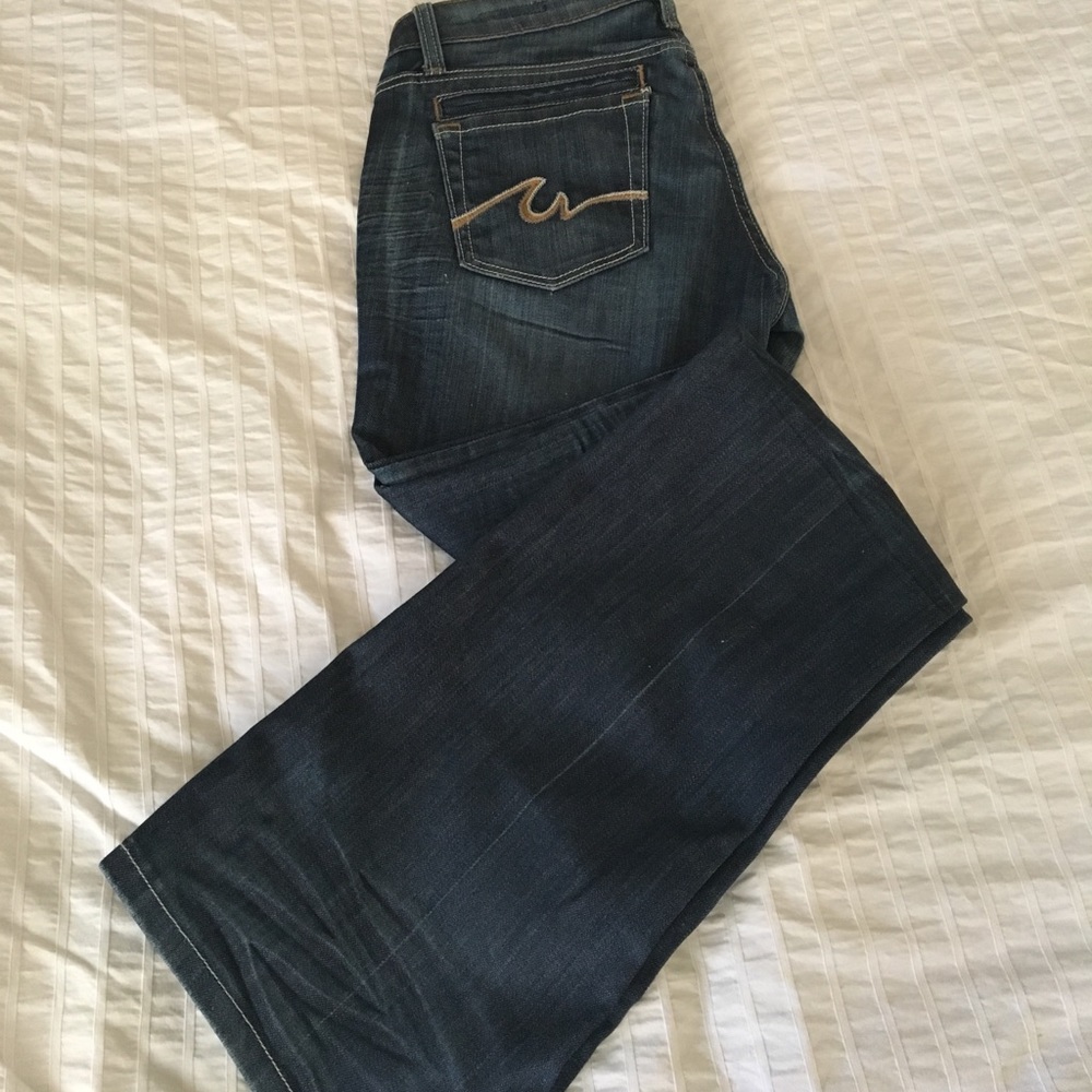 Women's jeans
