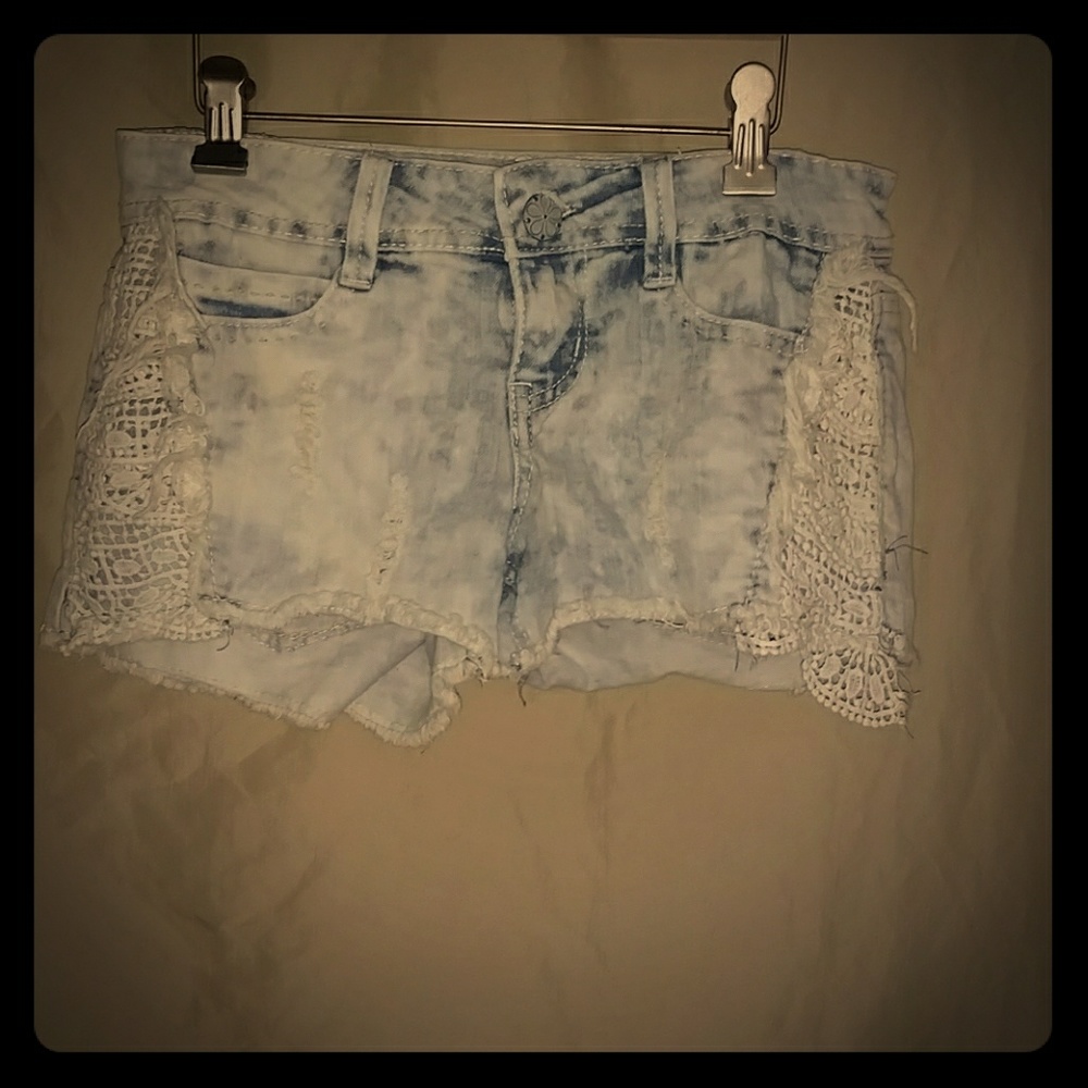 Hippie laundry jean shorts