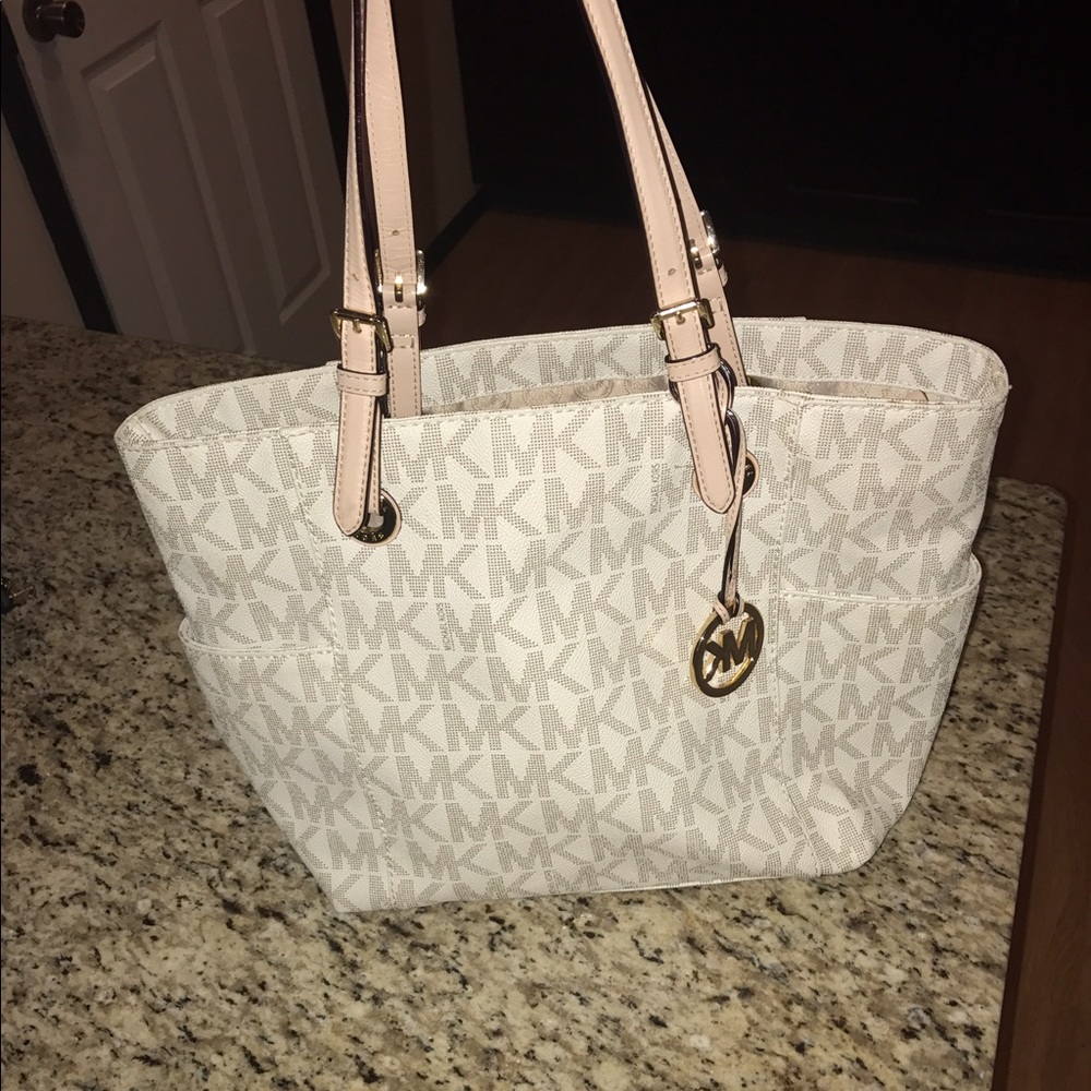 Michael Kors Jet Set Vanilla tote