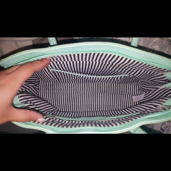 Large Bag - Picture 4 of 5