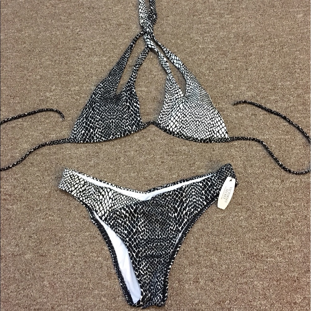 Victoria's Secret 2 piece bathing suit