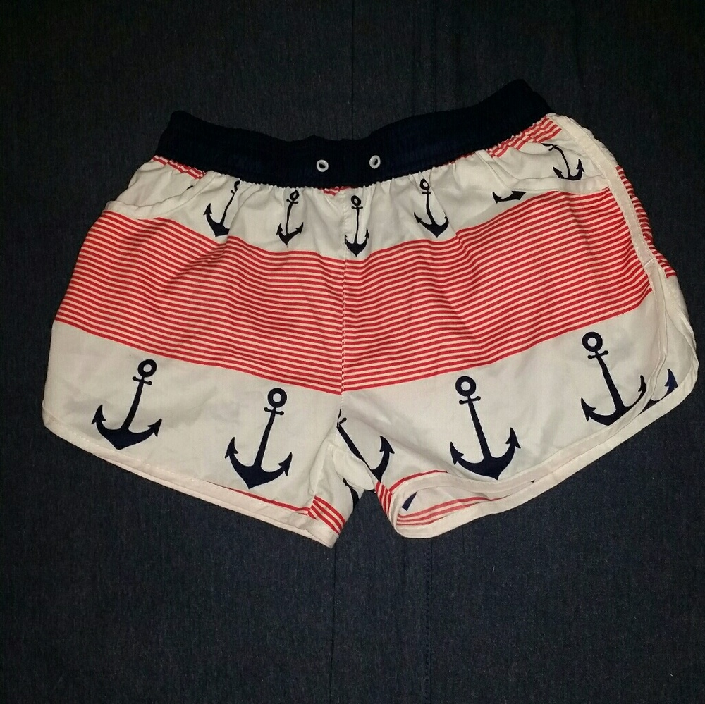 NWOT! Super Cute Quick dry summer shorts