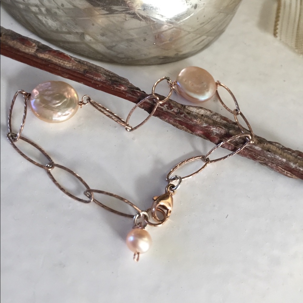 🍃🌸 Bracelet-- Pink Coin Pearl on Rose Gold Chain