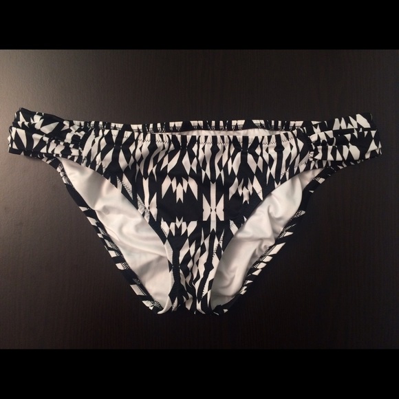 B&W tribal bathing suit bottoms - Picture 1 of 3