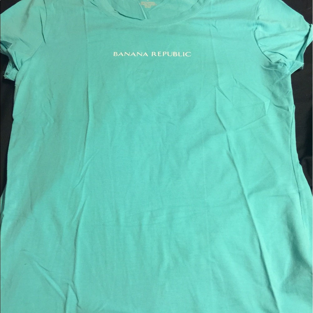 Banana Republic Tee
