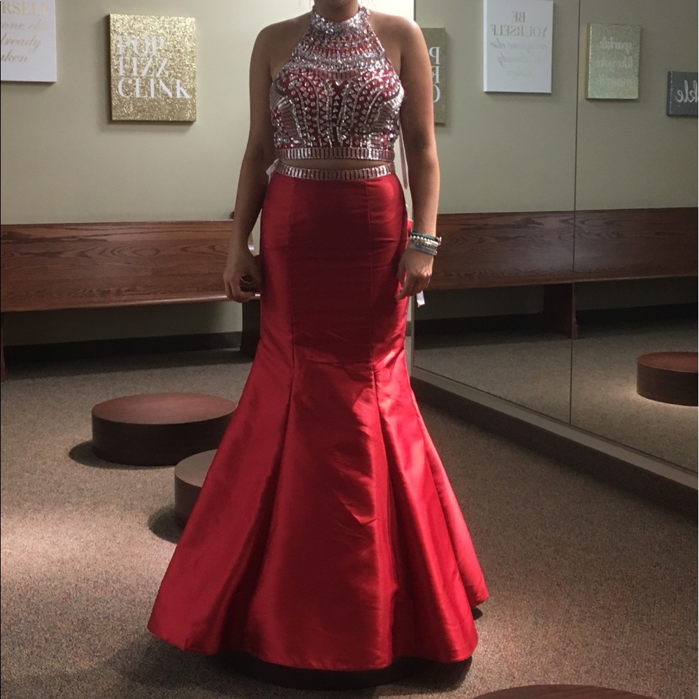 Prom dress - two piece - red