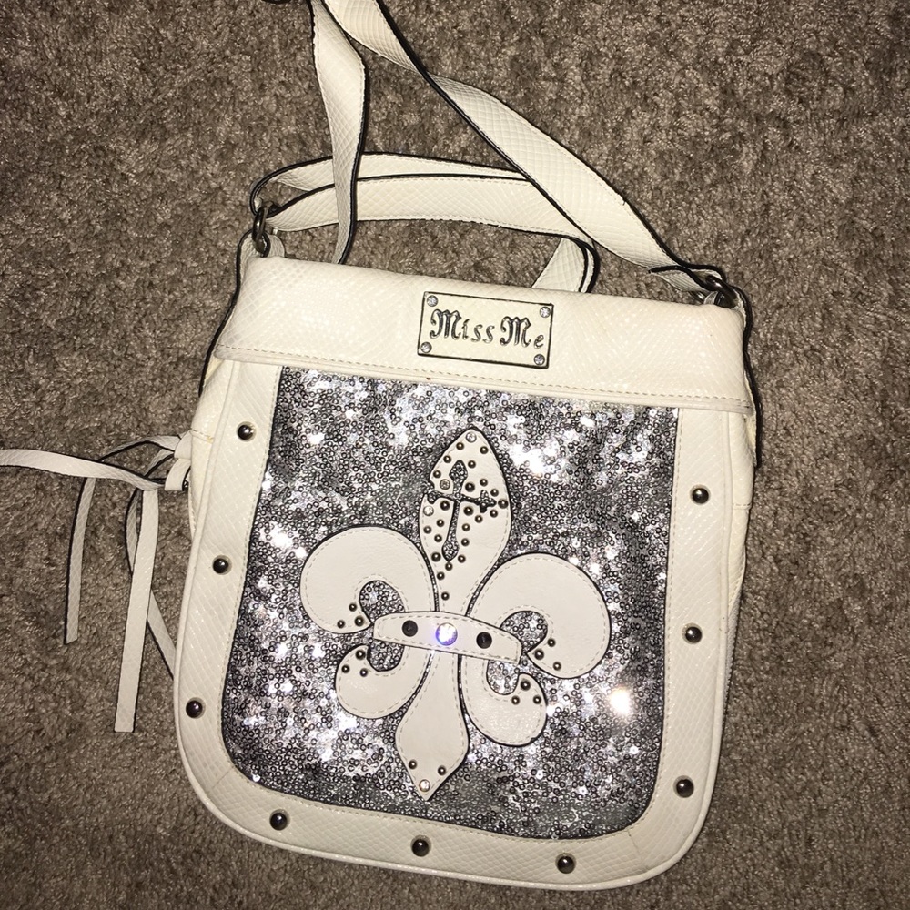 Miss Me crossbody