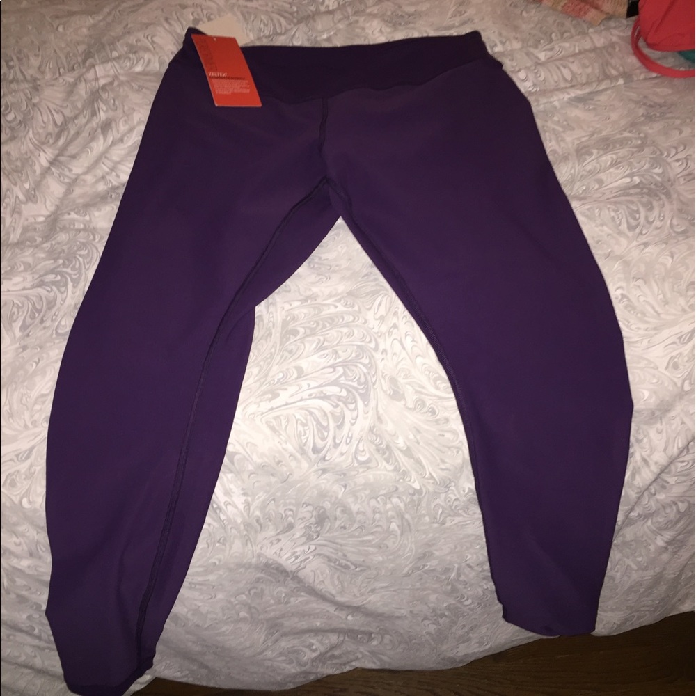 Zella Slim Fit Live In Leggings size Large