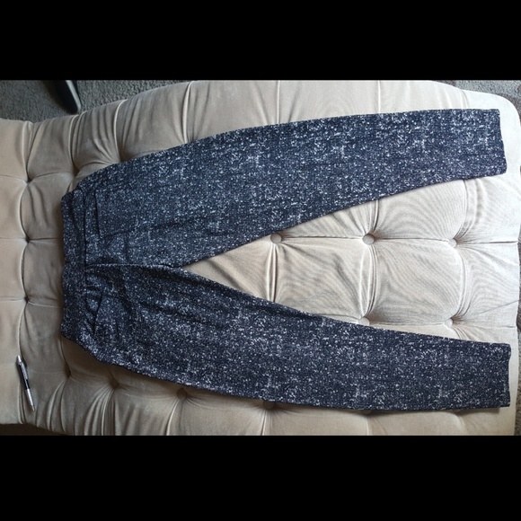 Leggings - Picture 2 of 5