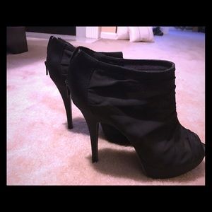 Mesh Peeptoe Booties