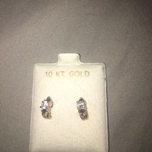 10k gold earrings