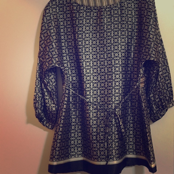 Tunic - Picture 2 of 2