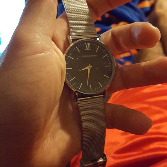 Larsson and Jennings Watch - Picture 1 of 2