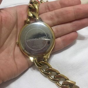 mk 3222 watch