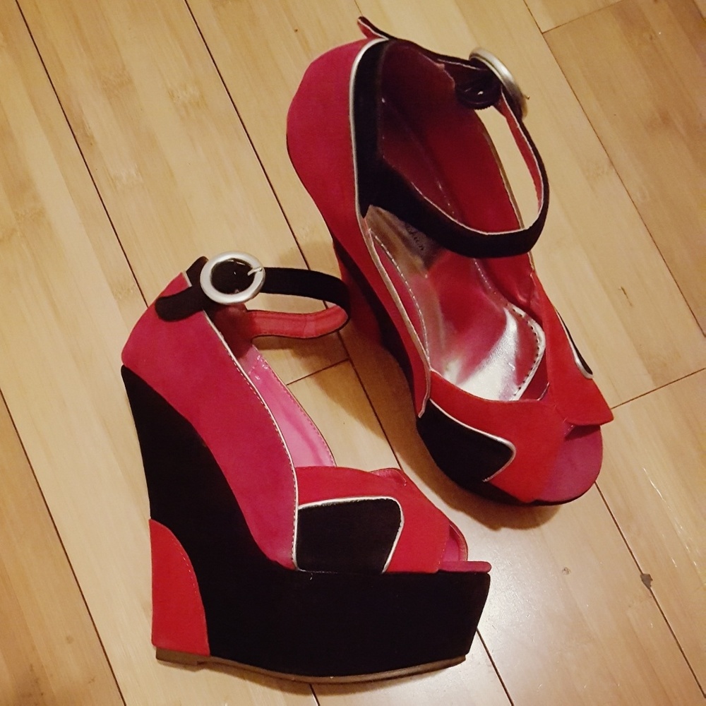 Red, black, and pink plateform wedge