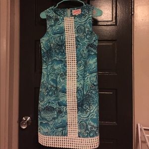 Lilly Pulitzer Dark n stormy size 4.