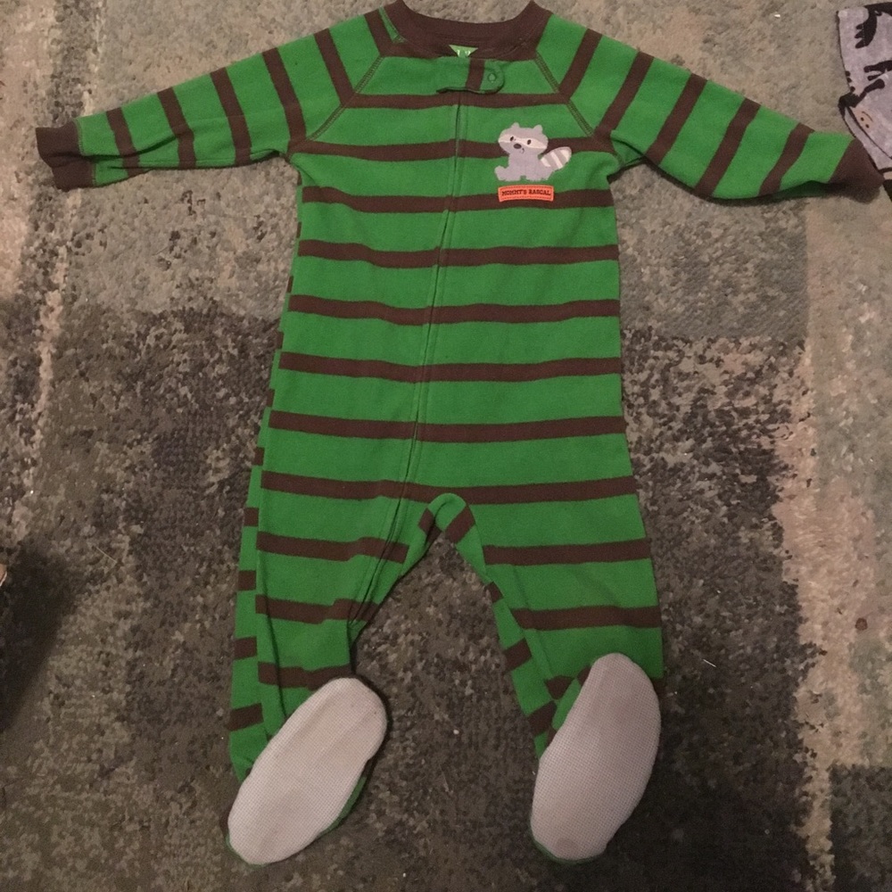 Carters boys onesie pajamas. 18 months.