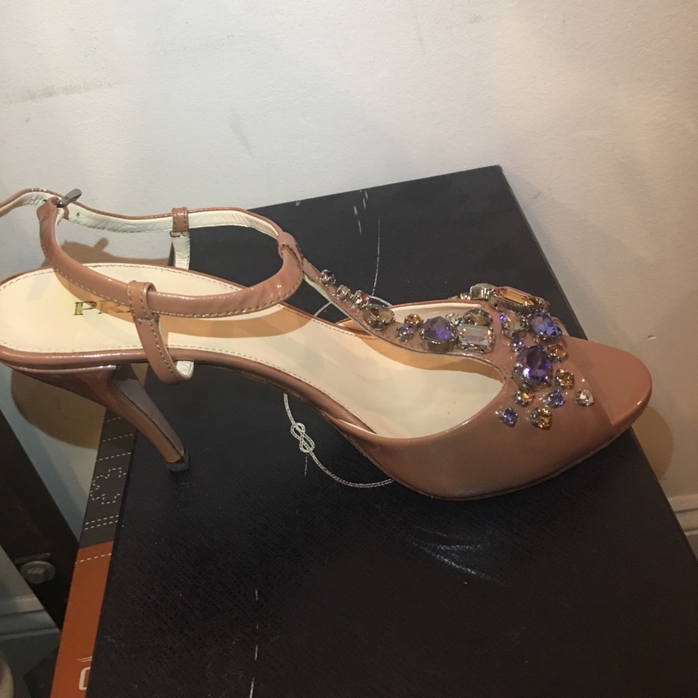 Nude Heels - image 2