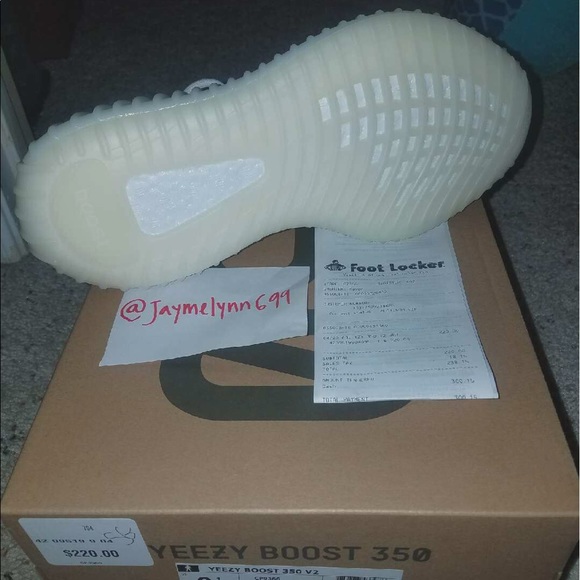 100% AUTHENTIC Cream YEEZY BOOST 350 V2 Men's - Picture 2 of 8