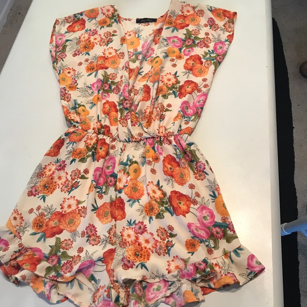 Flowered romper