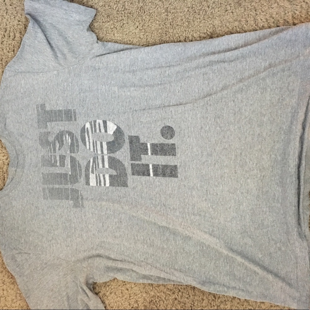 Nike t shirt