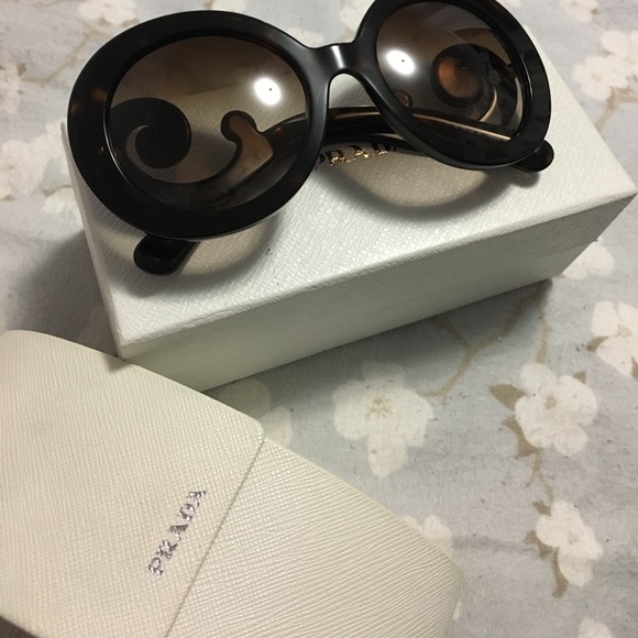 Prada Oversized Baroque Round Tortoise Sunglasses - Picture 2 of 4