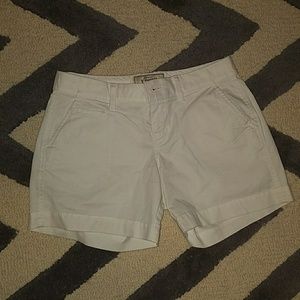 Old navy white 5" shorts