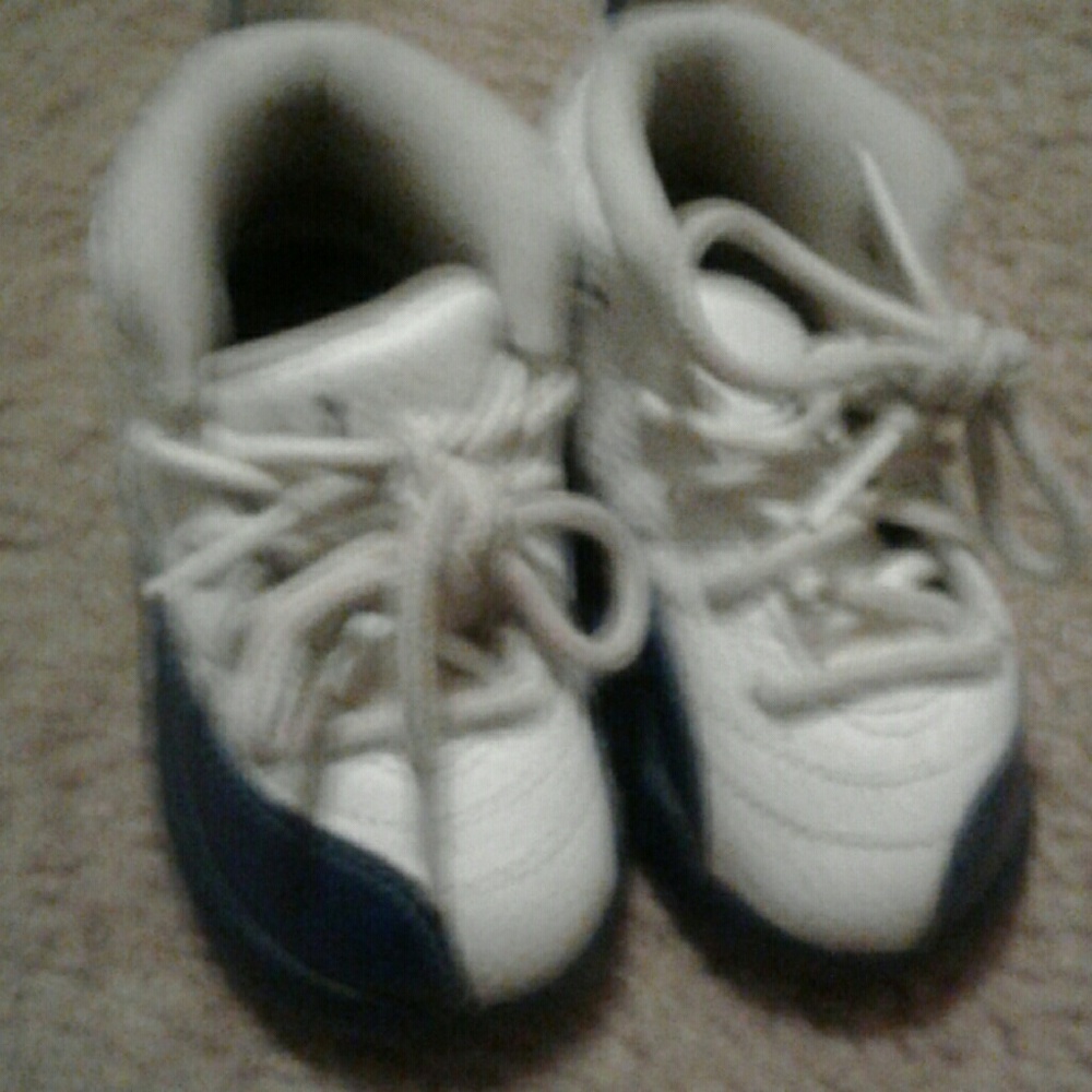 White French Blue 12's