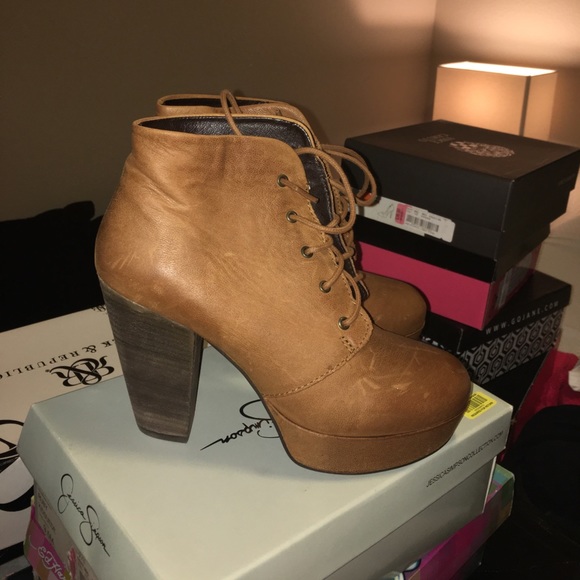 Steve Madden booties - Picture 1 of 2