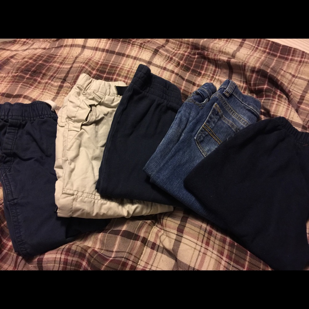 Five pairs boys 3T pants