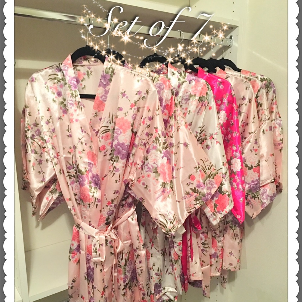 Set of 7 Bridal Party Wedding Floral Robes NEW