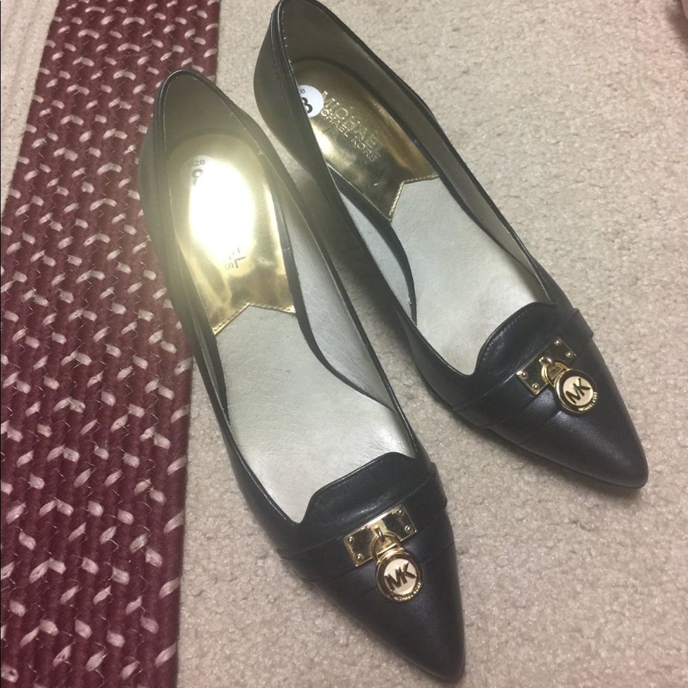Michael Kors pumps