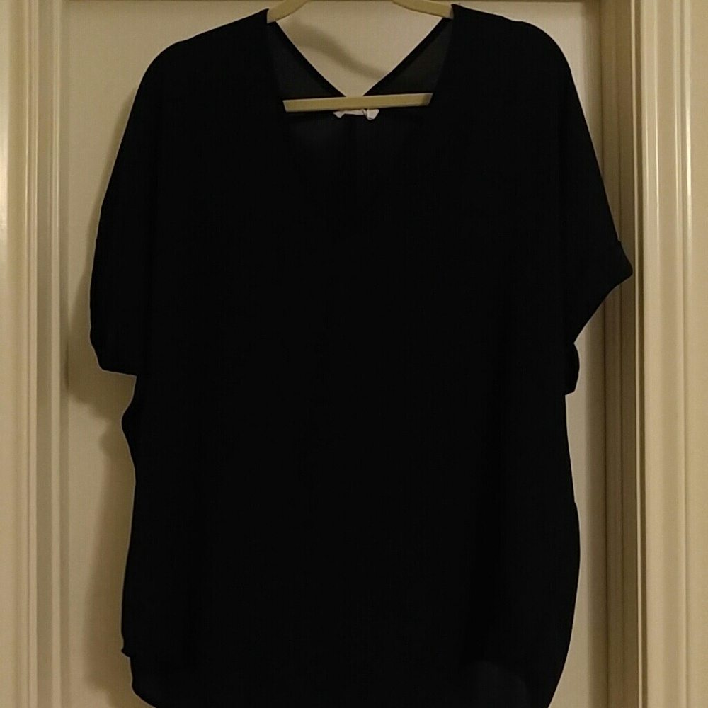 Francescas LG dolmain blouse in black