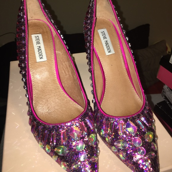 Galaxxie Heels!! - Picture 2 of 2