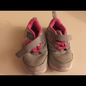 Nike gym shoes