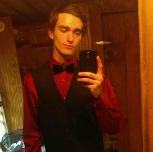 Meet your Posher, Justin