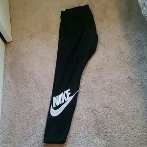 Nike swoop leggings