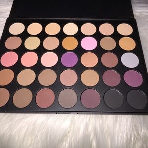 💄💋Gorgeous Matte Morphe eyeshadow palette 🎨 💄