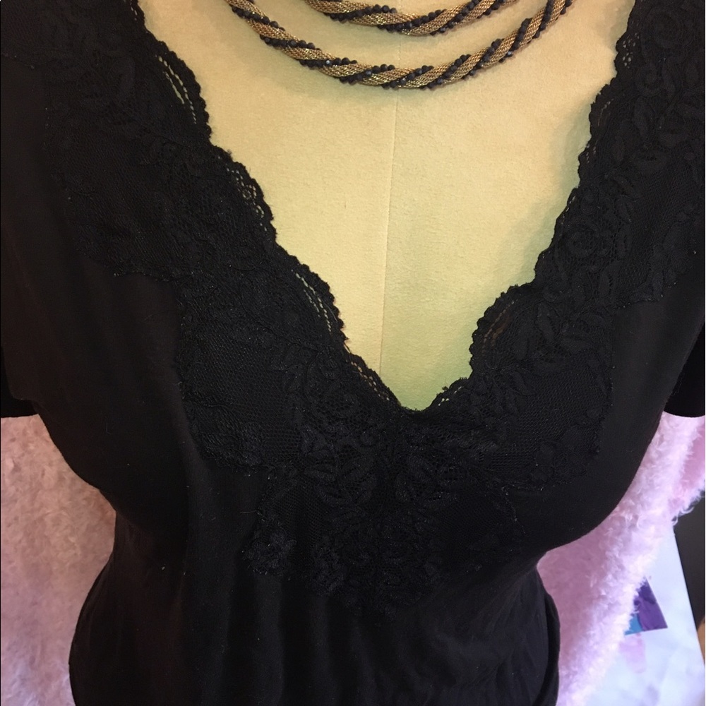 Black lace v neck short sleeve