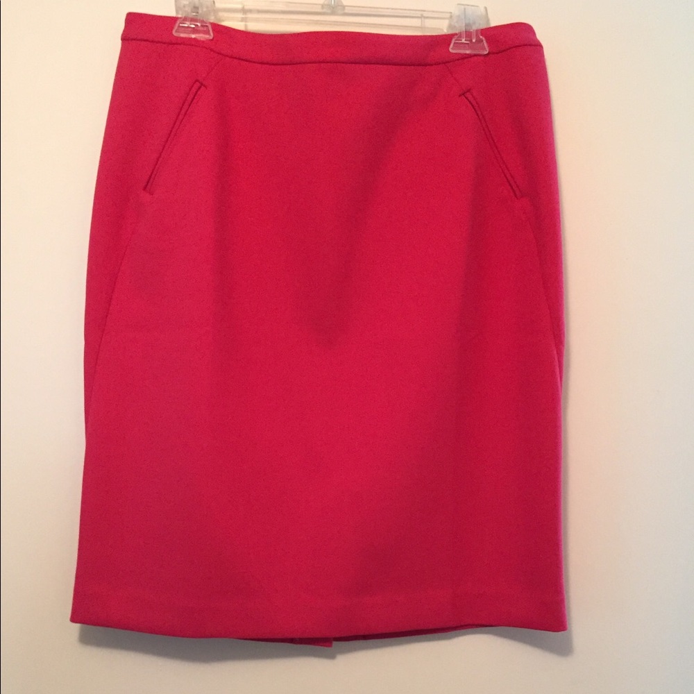 Pink pencil skirt