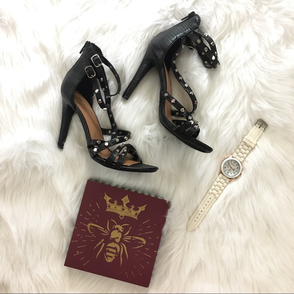 Studded Strappy Heels! 👠