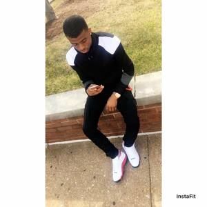 Meet your Posher, Dyrell