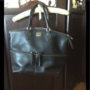 Dooney & Bourke leather purse