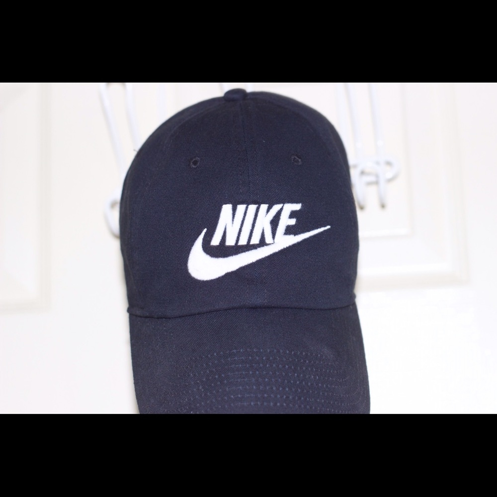 ❗️NIKE HAT❗️