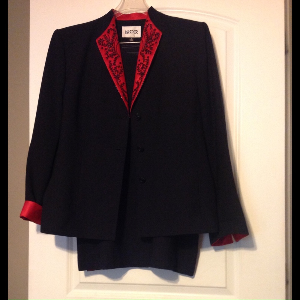 Beautiful 2 Piece Suit