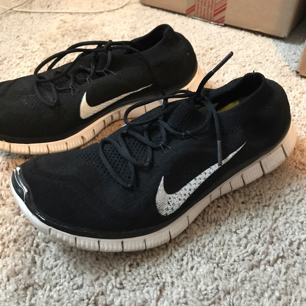 Nike free runs