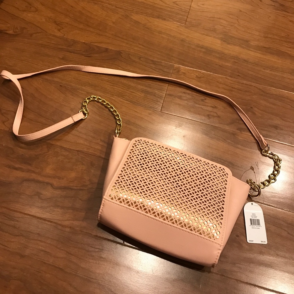 Jessica Simpson purse