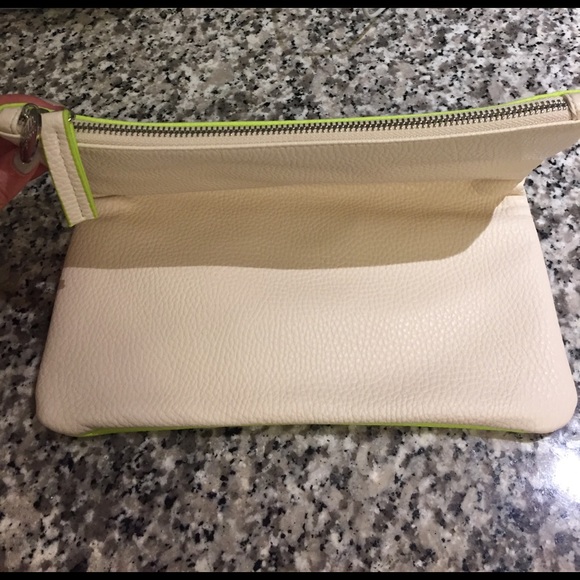 Neon and off-white color block clutch - Picture 2 of 4